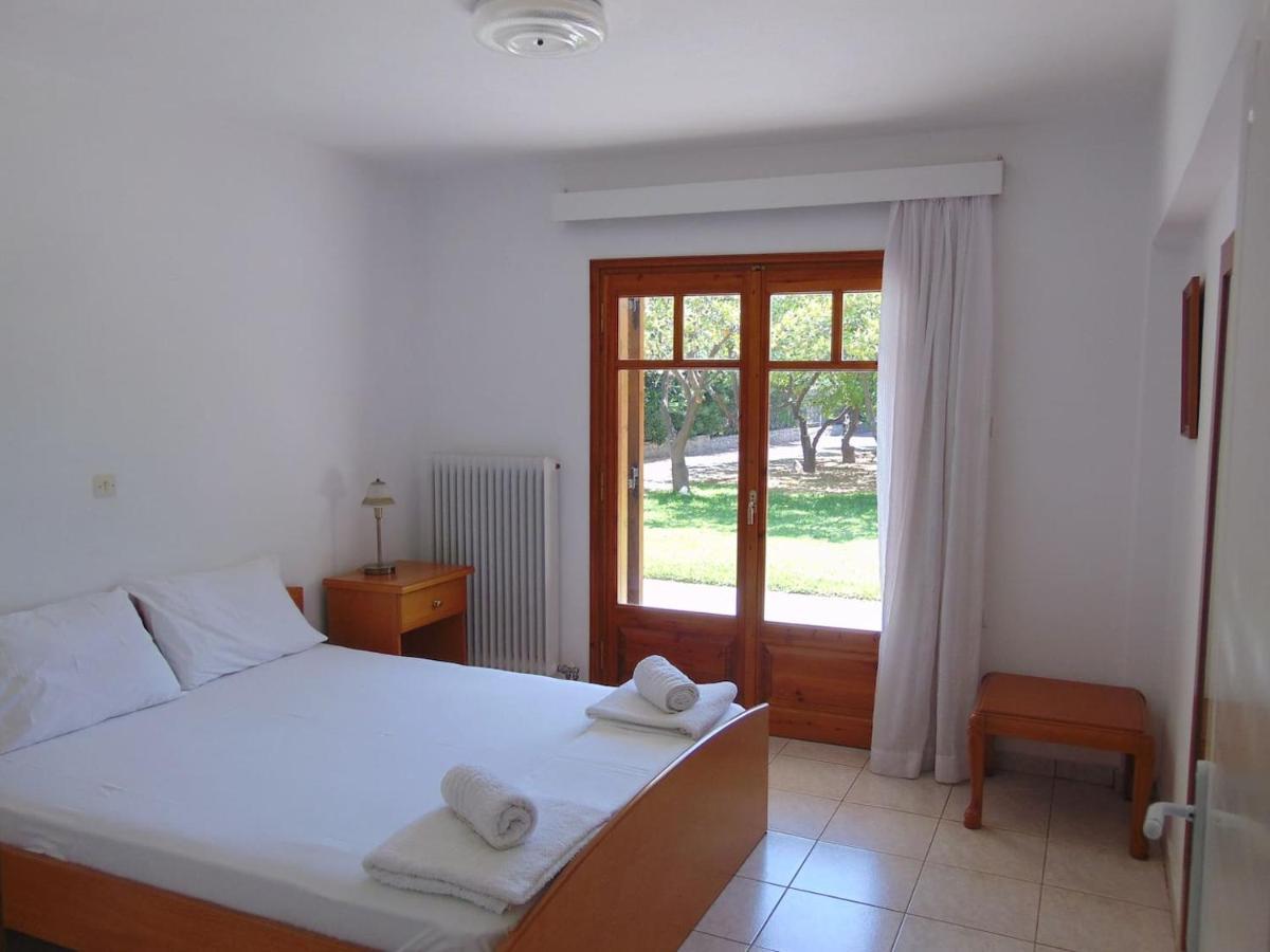 Small Theater Apartment Epidaurus Kültér fotó